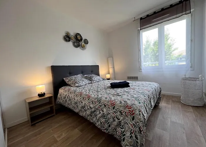 T2 Au Calme Avec Parking Et Balcon Lägenhet Toulouse